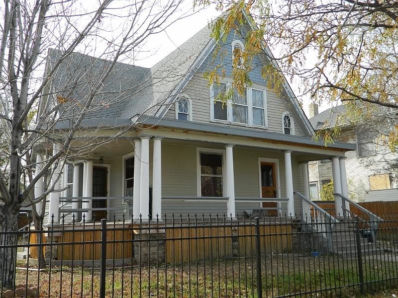 1st image of 1202 8th St #1