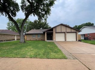 2302 E Shannon St, Deer Park, TX 77536