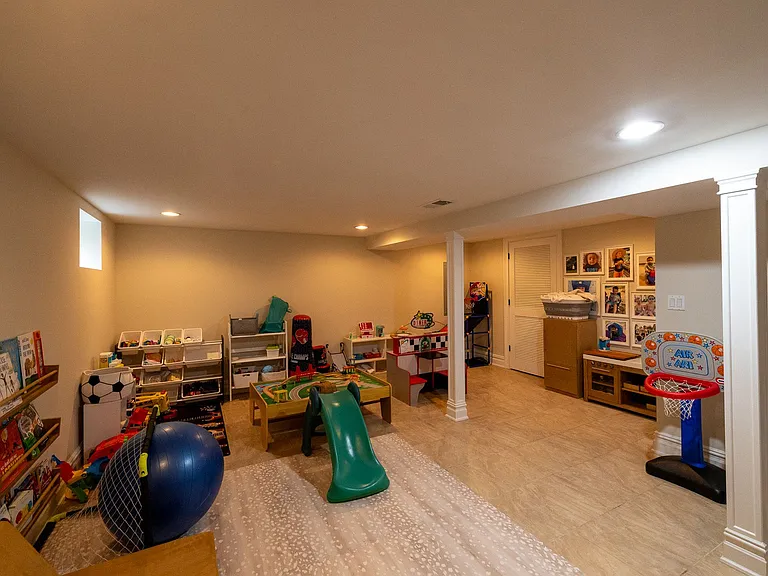 15 Woodland Rd — Photo 25
