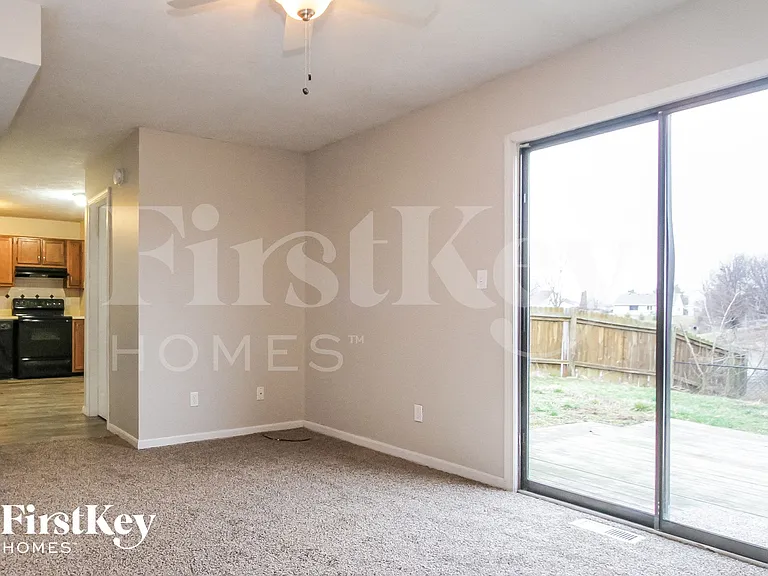 104 Meadow Creek South Dr — Photo 5