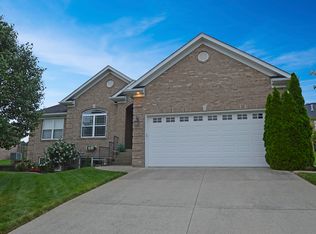 3915 Muirfield Dr, New Albany, IN 47150