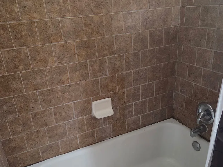 6010 Mandeville St — Photo 9