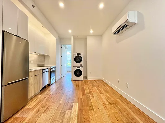 Rented by ERNY LLC | media 1