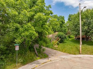 208 Hill St, Rock Springs, WI 53961