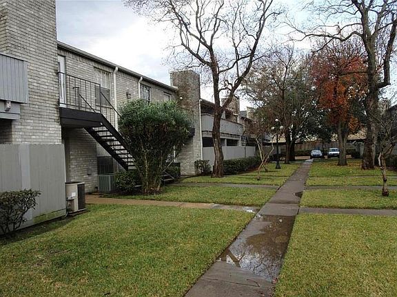 2nd image of 9797 Leawood Blvd APT 604