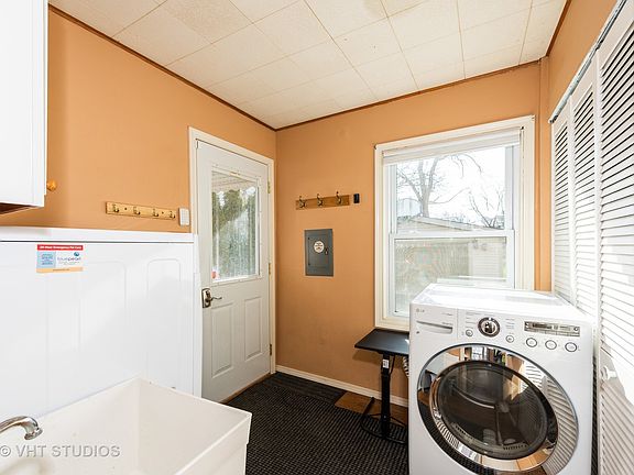 5th image of 2109 Halsey Dr