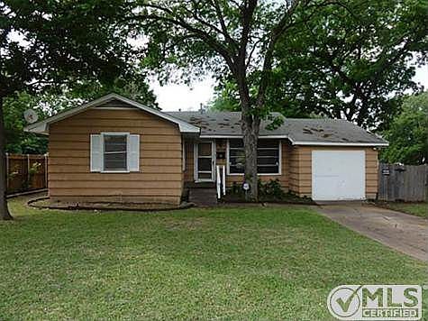 1st image of 2153 Skillman Dr