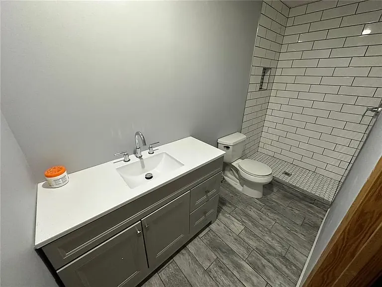 Downstairs Full Bathroom