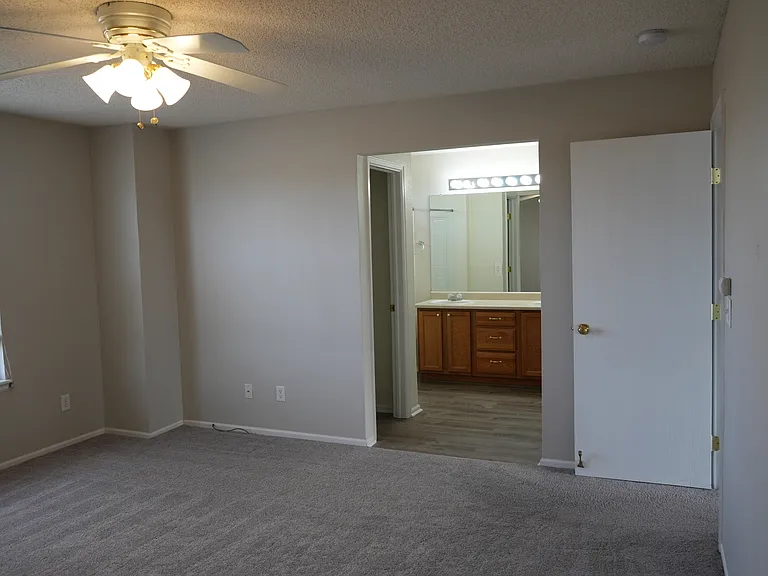 9268 Longstone Ct — Photo 33