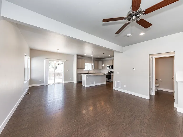 5365 Sky Top Ln — Photo 52