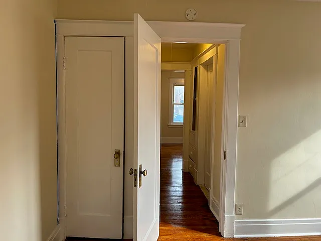 302 Roesch Ave #3 — Photo 16