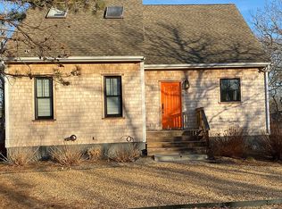 21 Saddle Club Rd, Edgartown, MA 02539
