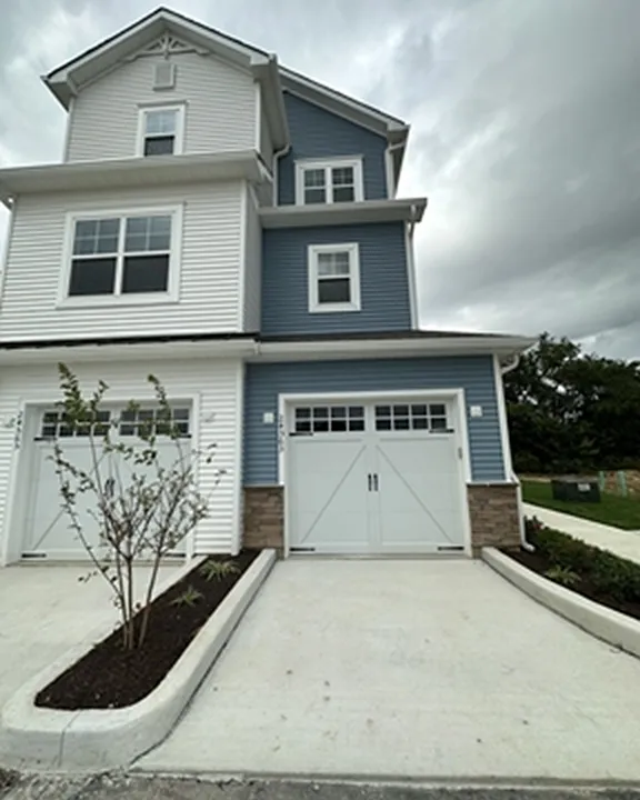 24563 Merlot Dr