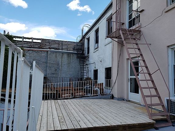 3rd image of 113 1st Pl APT 3