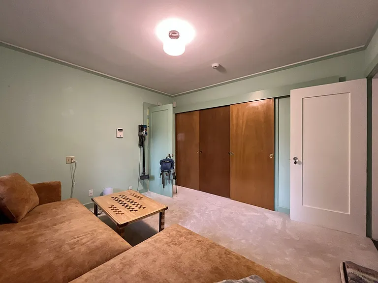 2430 SE Park Ave — Photo 29