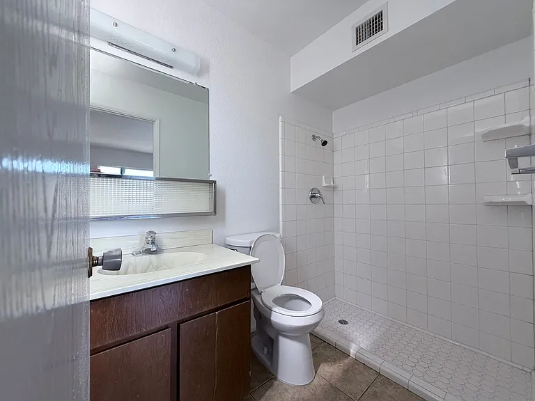 2864 E Wilcox Dr — Photo 12