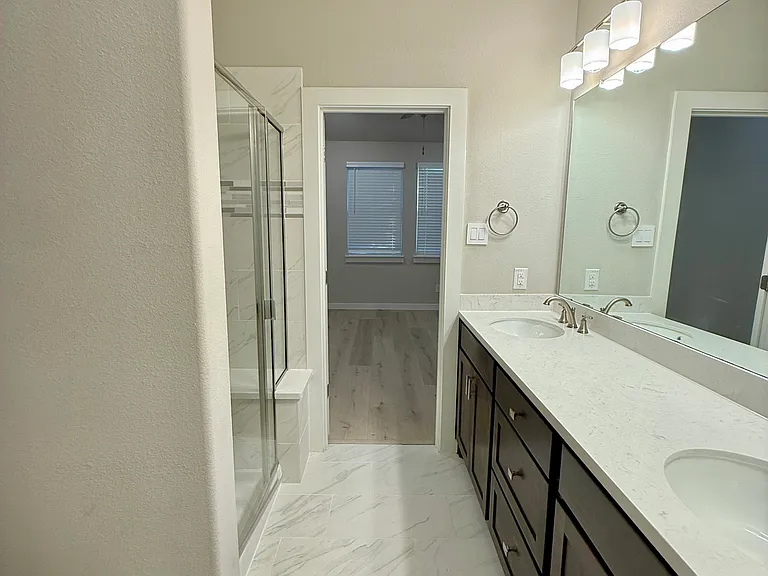 1321 Pebblebrook Ln — Photo 23