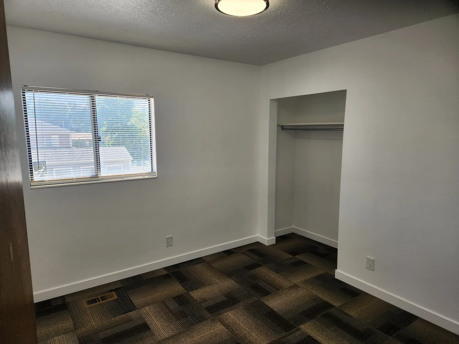 2 bed, 820 sqft, $1,175 — Photo 4