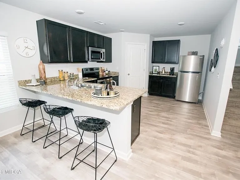 178 Goodall Woods Dr — Photo 9