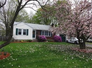 1101 Main St, Reading, MA 01867