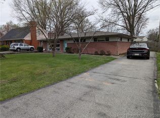 1349 Mill Ln, New Albany, IN 47150