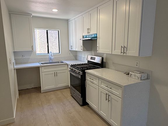 3rd image of 401 W Dryden St #10