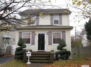 109 Howell St, Bellmore, NY 11710