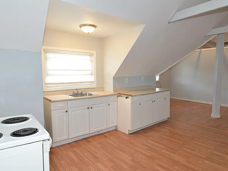 641 Alder St #3 — Photo 11