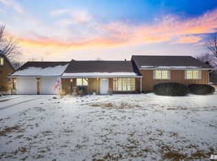 5326 W Monroe Rd, Peoria, IL 61607