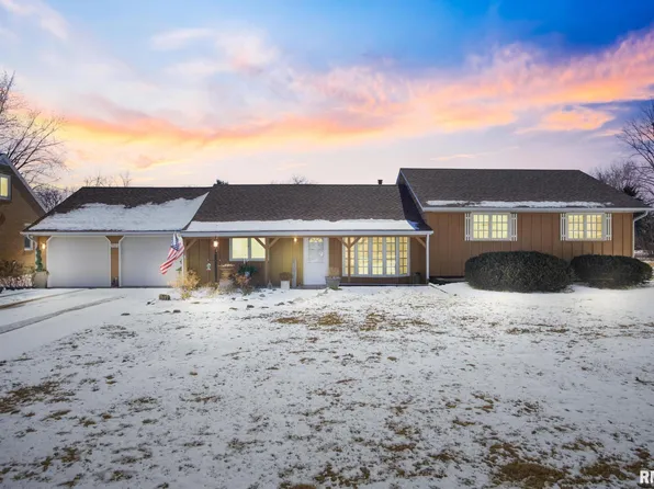 5326 W Monroe Rd, Peoria, IL 61607
