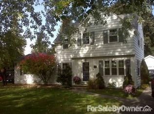 318 W Lazarre Ave, Green Bay, WI 54301