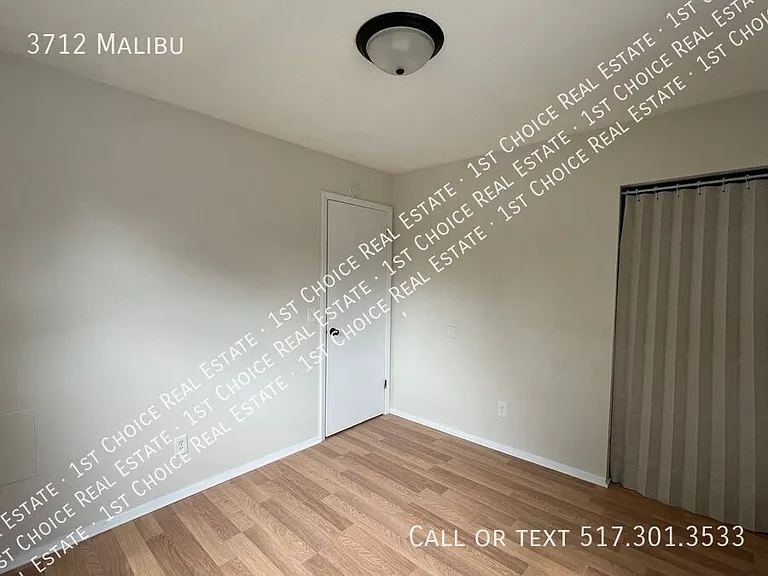 3712 Malibu Dr — Photo 9