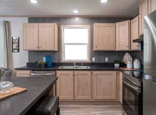 1365 Kingston Dr #141, Caro, MI 48723