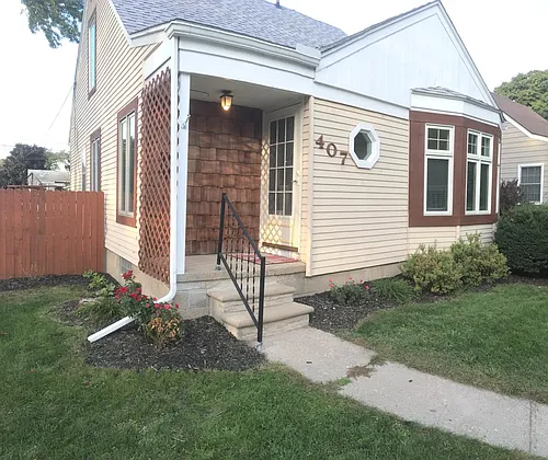 407 Roth Blvd Photo 1