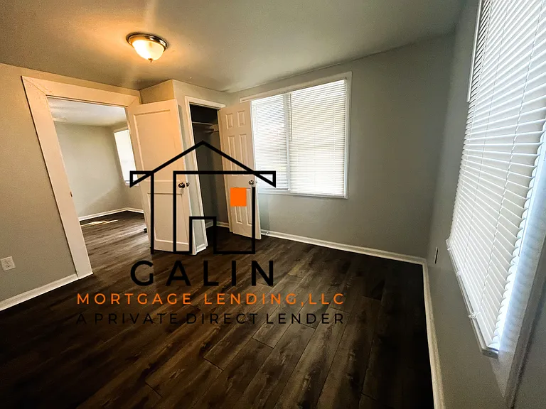 1330 Golden St — Photo 8