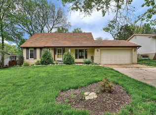 1129 Hobbs Mill Dr, Ballwin, MO