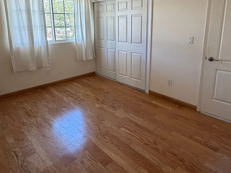 2036 Boundary St — Photo 20