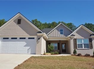 13931 Hemlock Dr, Northport, AL 35475