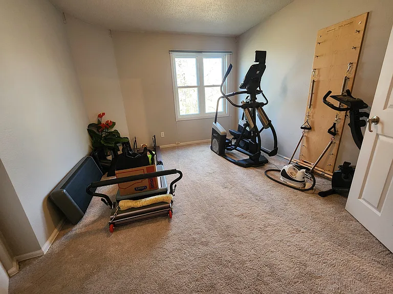 701 E Lowe Ave #411 — Photo 4