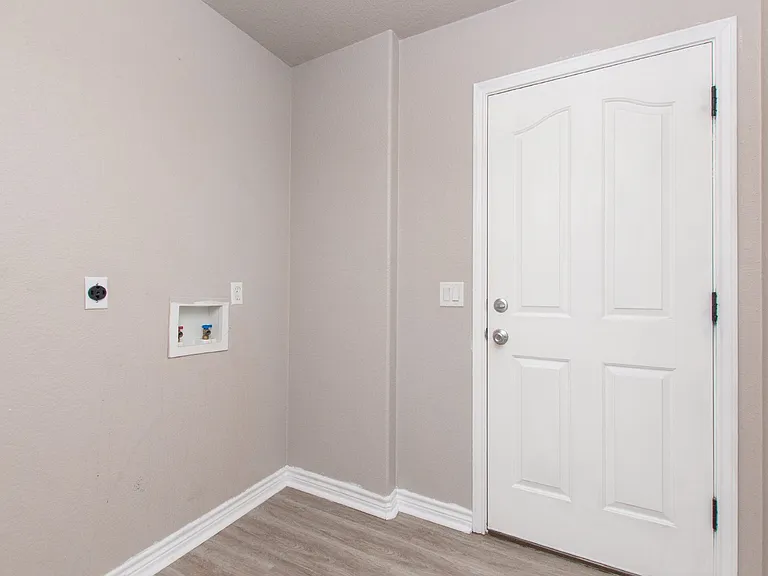 4602 Lauren Mackenzie Dr — Photo 17