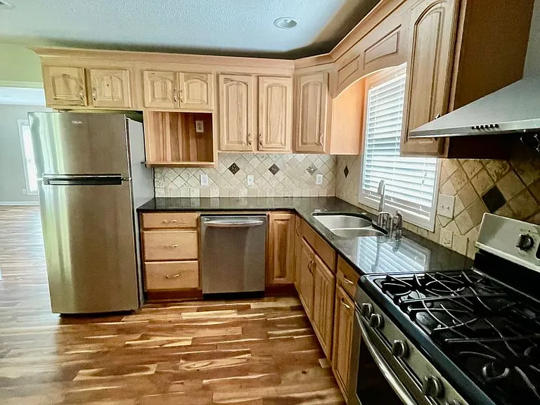 6215 Deep Forest Ln — Photo 14