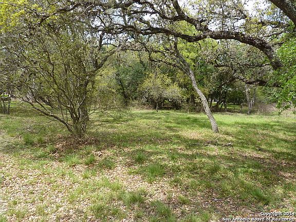 3rd image of 425 El Portal Dr