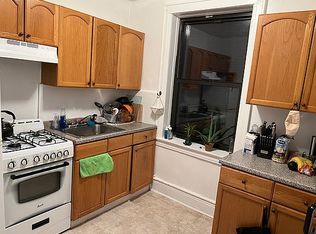 30-71 33rd St #4S, Astoria, NY 11103