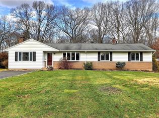119 Ridgewood Rd, Wallingford, CT 06492