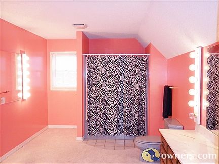 Bathroom Upstairs