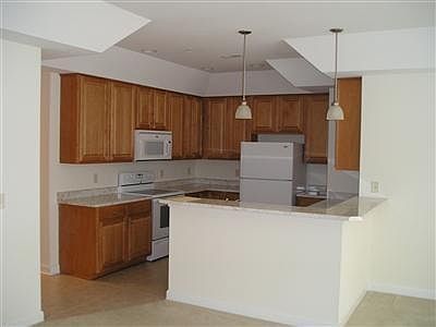2nd image of 908 Resort Cir #608
