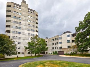 3920 Grand Ave #2TW, Des Moines, IA 50312