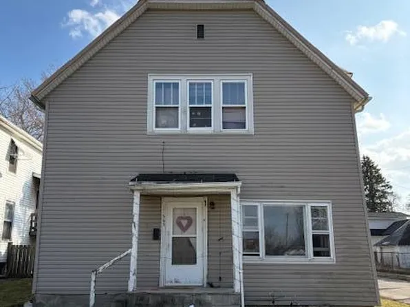 565 W Fremont St, Fostoria, OH 44830