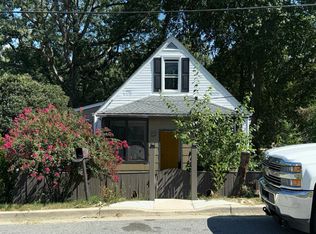 1700 Quarter Ave, Capitol Heights, MD 20743