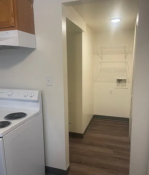 Three Bedroom Laundry